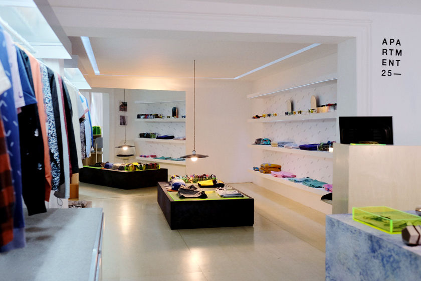 savvy studio apartment 25 diseño comercial retail interiores minimalistas