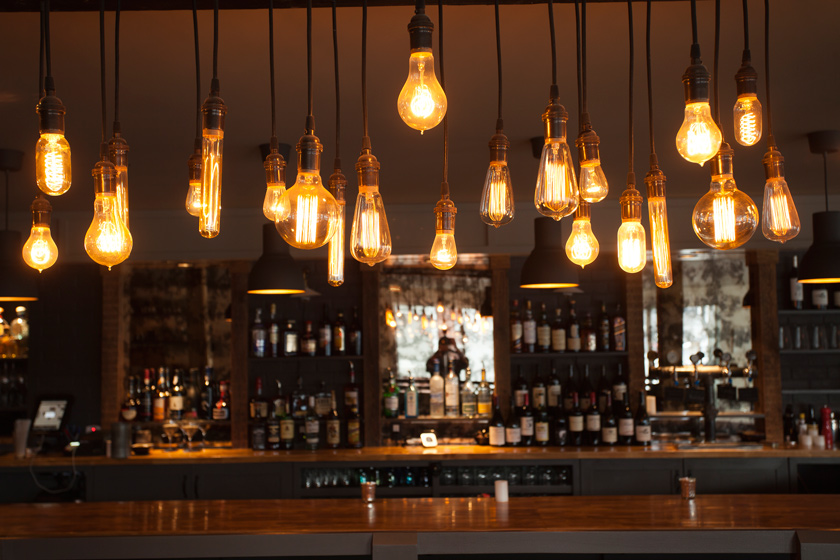bombillas estilo Edison vintage retro bar barra restaurante vermont Plate