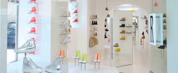 Nueva Ruco Line flagship store por Jean Nouvel