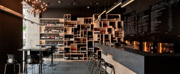 El bar Divino diseñado por Suto en Budapest